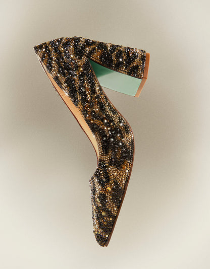 Betsey Johnson JODY LEOPARD Pointed Toe Pumps