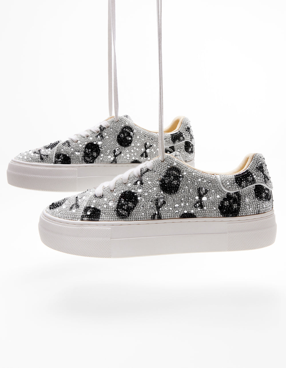 Betsey Johnson SIDNY SKULLS Rhinestone Sneaker