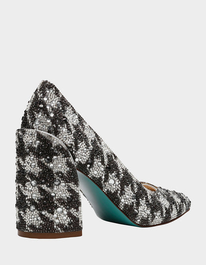 Betsey Johnson JODY HOUNDSTOOTH Pointed Toe Heel