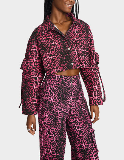 Betsey Johnson YUKI CROPPED JACKET PINK Women's Cargo Leopard Long-Sleeved Denim Jacket