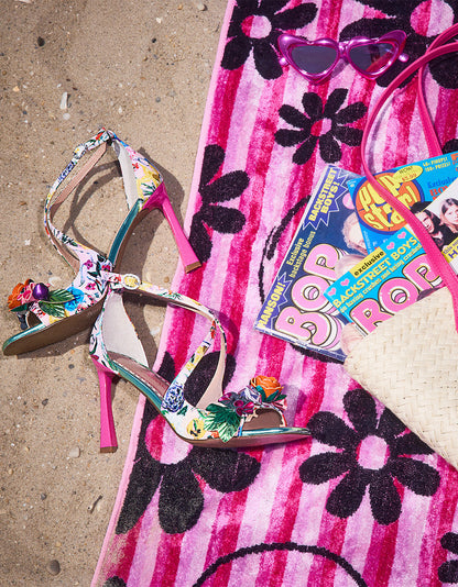 Betsey Johnson SWEETHEART SUNNIES PINK