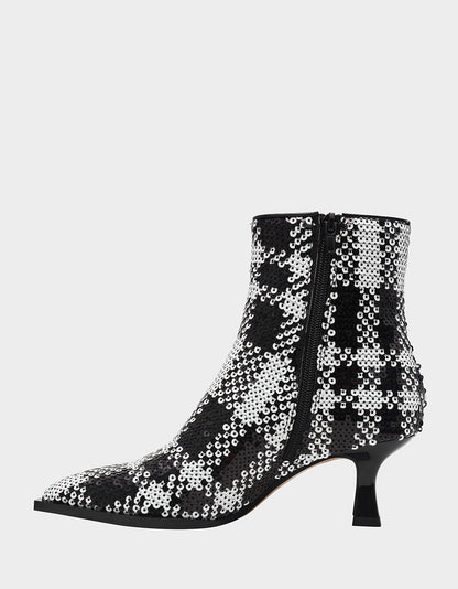 Betsey Johnson LOUISA BLACK/WHITE PLAID Women's Pointed Toe Kitten Heel Ankle Bootie
