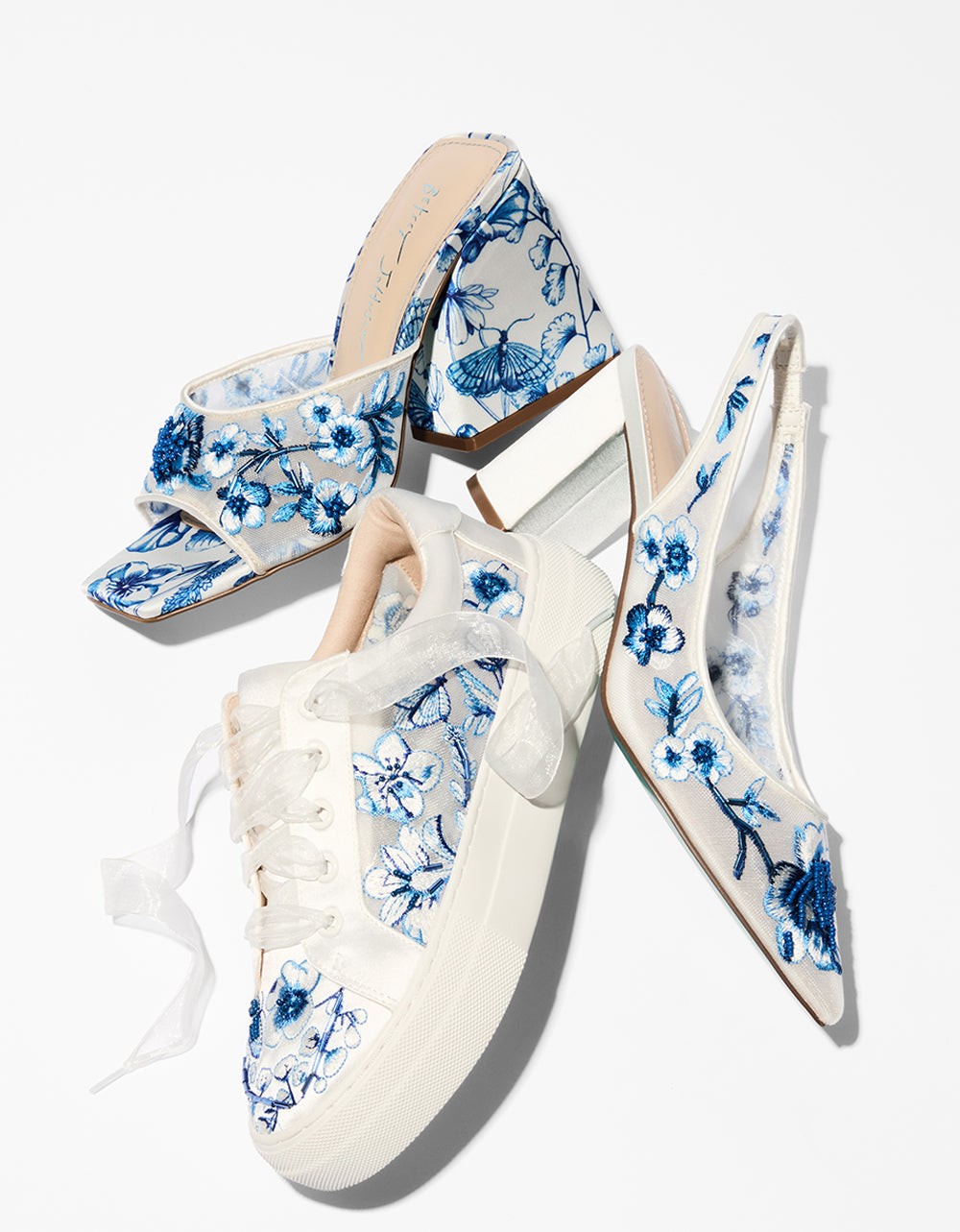 Betsey Johnson NINO BLUE FLORAL Platform Low-Top Lace-Up Sneakers