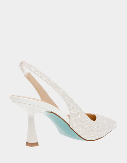Betsey Johnson CLARK IVORY Pumps