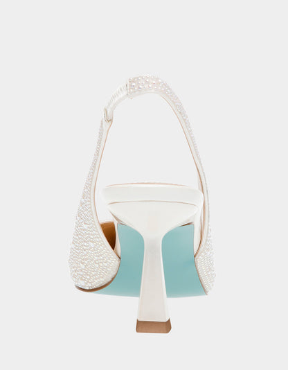 Betsey Johnson CLARK IVORY Pumps