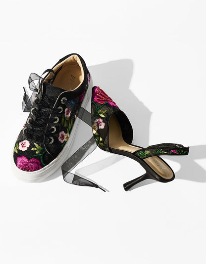 Betsey Johnson APRIL BLACK MULTI FLORAL Pointed-Toe Slingback Pump Heels