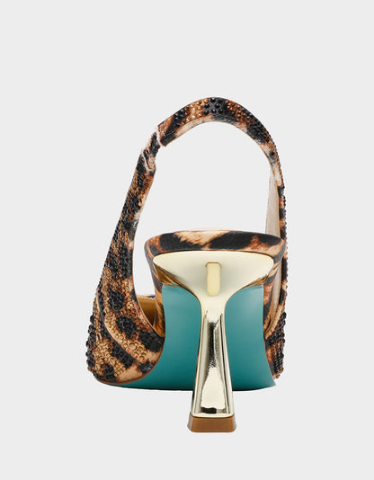 Betsey Johnson CLARK HEELS NUDE LEOPARD Slingback Women's Kitten Heel