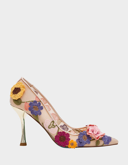 Betsey Johnson AIMEY NUDE FLORAL Pointed-Toe Stiletto Pump Heel