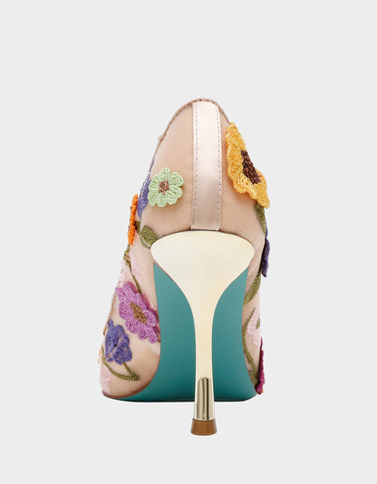 Betsey Johnson AIMEY NUDE FLORAL Pointed-Toe Stiletto Pump Heel