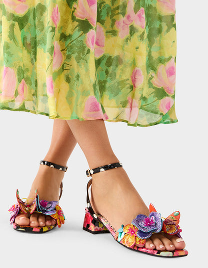 Betsey Johnson MARANDA BLACK MULTI Women's Block Floral Low Heel