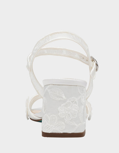 Betsey Johnson BLARE IVORY Square-Toe Block Heel