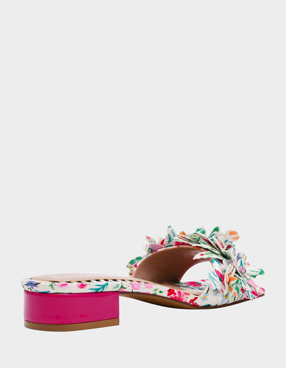 Betsey Johnson GLORRIA NATURAL FLORAL MULTI Women's Slip-On Low Block Heel Floral Sandal
