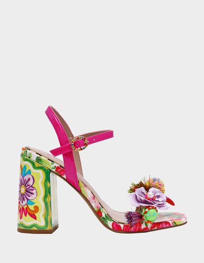 Betsey Johnson MASEN BRIGHT MULTI Women's Square-Toe Block Heel Floral Decal Heel
